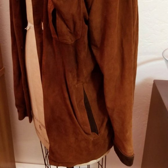 Marcello Pampaloni MSRP $1200 Butter-Soft Suede Jacket. - Picture 6 of 8